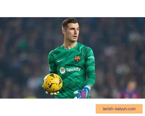 伊尼亚基持续提升，近期表现备受关注，展现足球潜力。